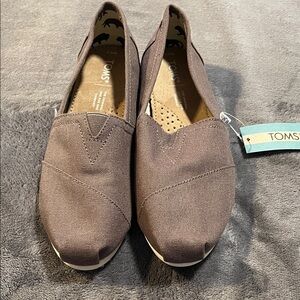 Toms Women's Slip-On Canvas Flats in Brown